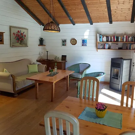 Gemuetliches Blockhaus *